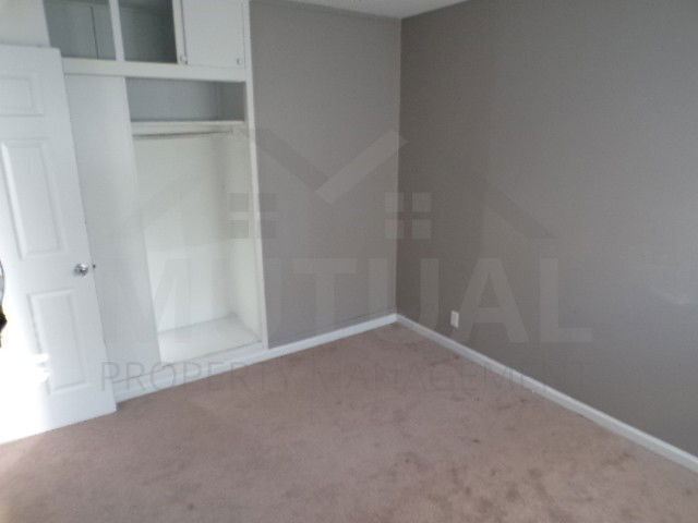 Building Photo - 233 Essex St