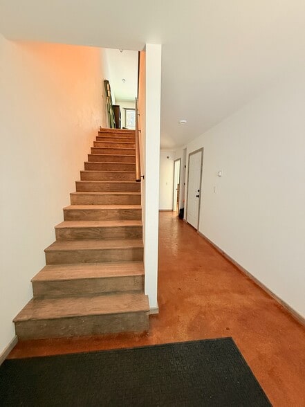 Staircase connecting 1st and 2nd floor - 2567 Old Mission Rd