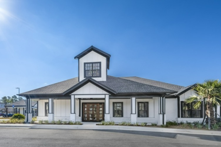 Clubhouse and Leasing Office - Odyssey at Laurel Island