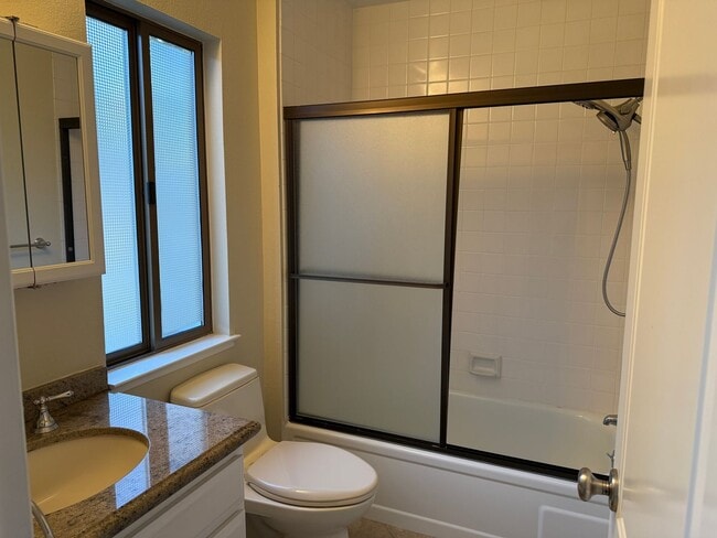 Building Photo - Los Gatos quality condo