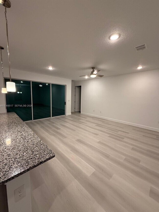 Building Photo - 1255 Wadsworth St SE