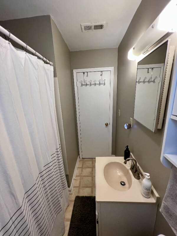 Building Photo - 1301 Richmond Pl