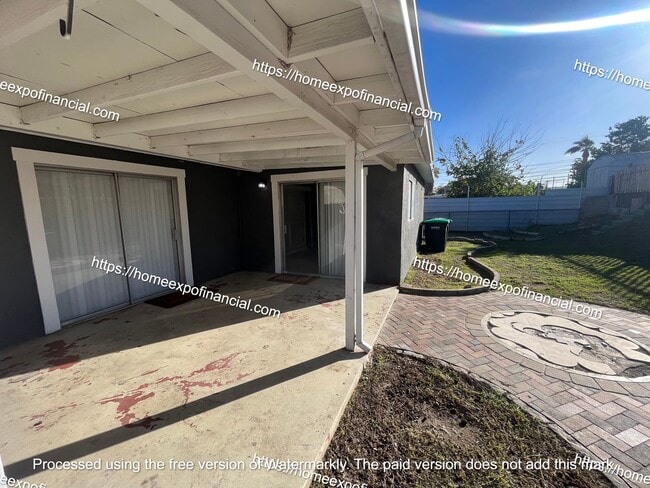 Building Photo - 1221 N Rancho Ave