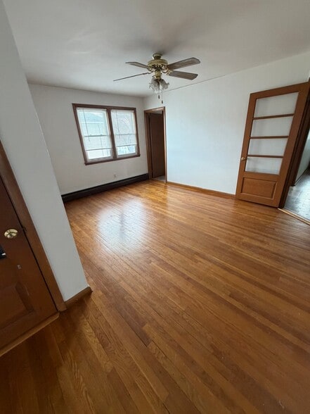 Building Photo - 100 Pilgrim Ave