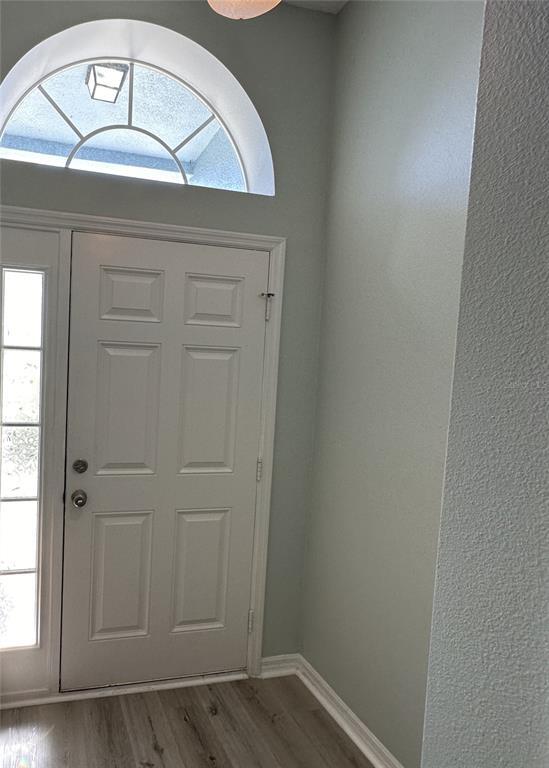 Building Photo - 5539 Sycamore Canyon Dr