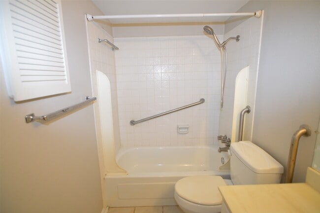 Building Photo - 14715 Barryknoll Ln
