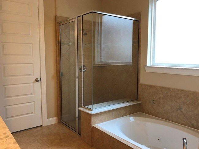 Building Photo - 3022 Rocky Canyon Dr