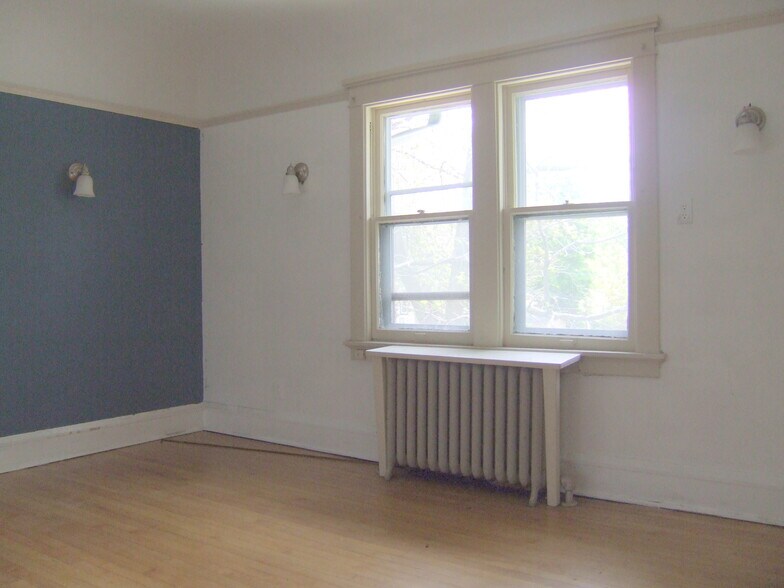 Bedroom View. - 3030-3032 N Downer Ave