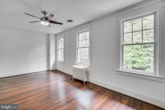 Building Photo - 2030 Pierce Mill Rd NW