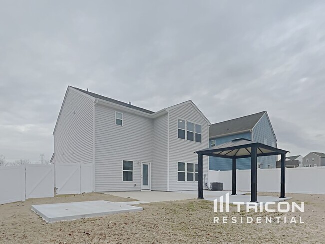 Building Photo - 519 Newfound Hollow Dr