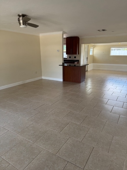 Building Photo - 2608 Hibiscus St