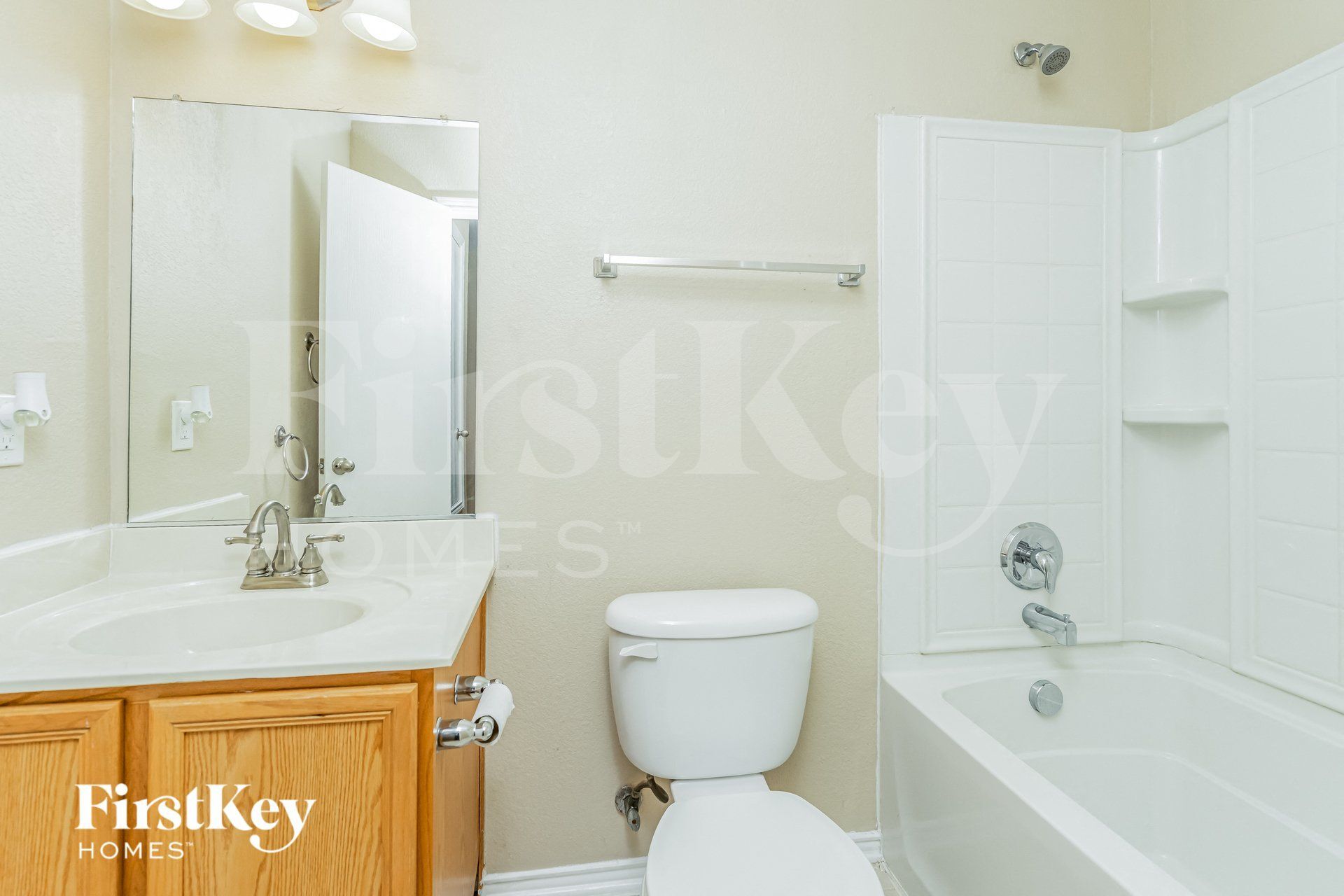 Building Photo - 2015 Angel Way