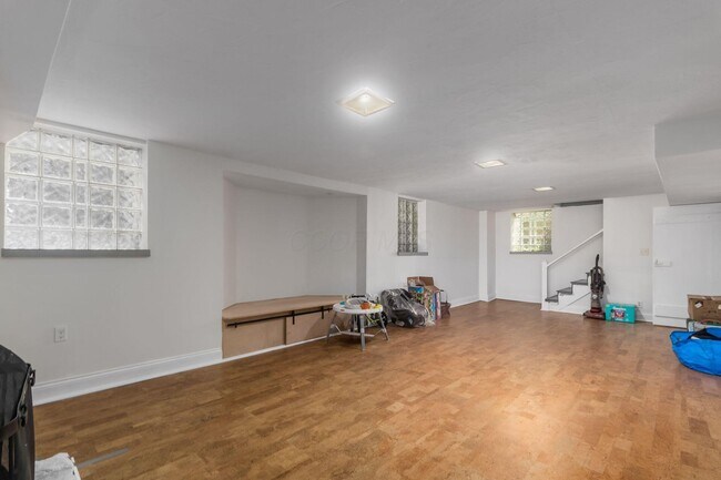 Building Photo - 123 S Roosevelt Ave