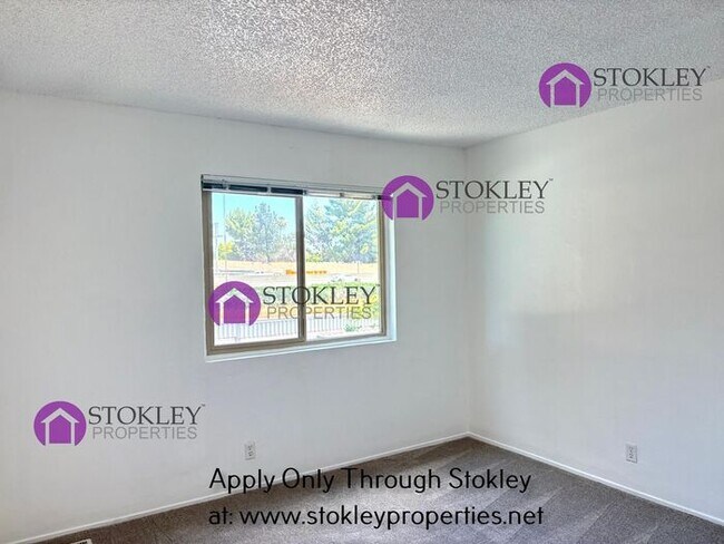 Building Photo - 3755 Northwood Dr.