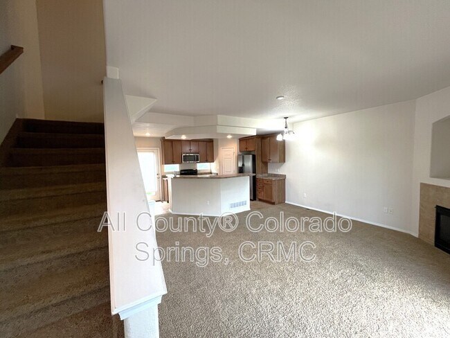 Building Photo - 4719 Iron Horse Villas Point