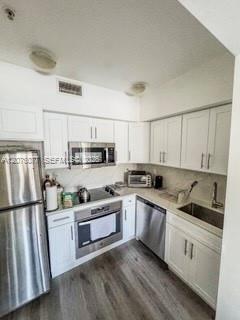 Building Photo - 810 7th St