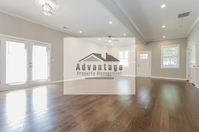 Building Photo - 1536 Montreat Ave SW