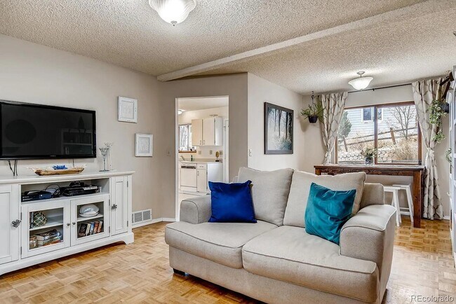 Building Photo - 2740 Nightstar Ct