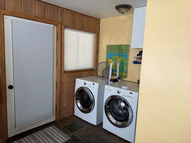Building Photo - 25088 CA-108