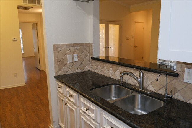 Building Photo - 2001 Bering Dr