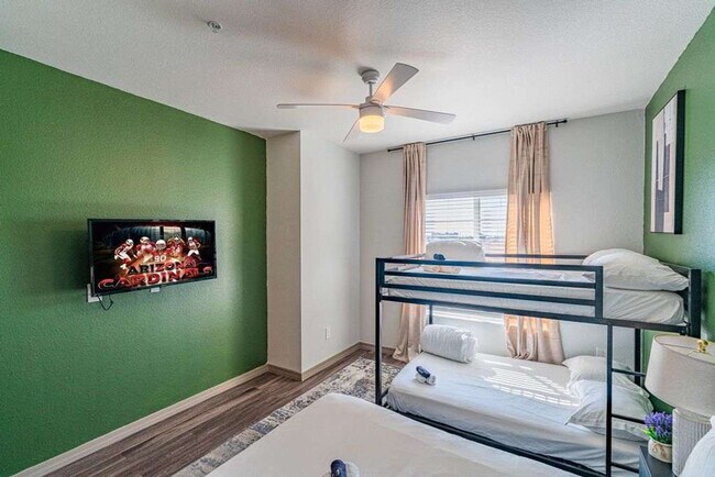 Building Photo - 9600 W Georgia Ave