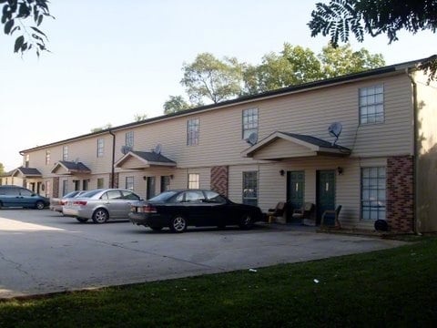 Building Photo - West Side Apartments