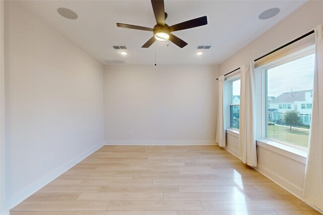 Building Photo - 3113 Somerset Levens Ln