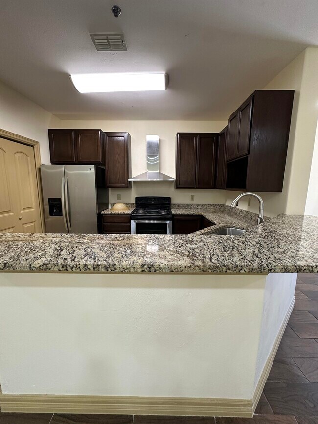 Building Photo - 8216 Casa Verde Rd