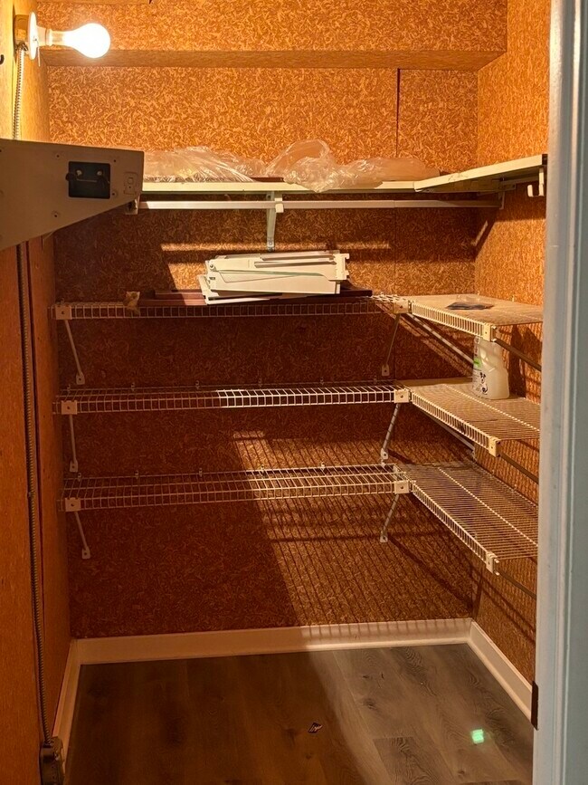 Building Photo - 13000 W Heiden Cir