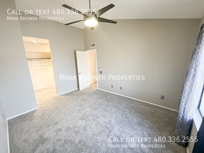 Building Photo - 2035 S Elm St