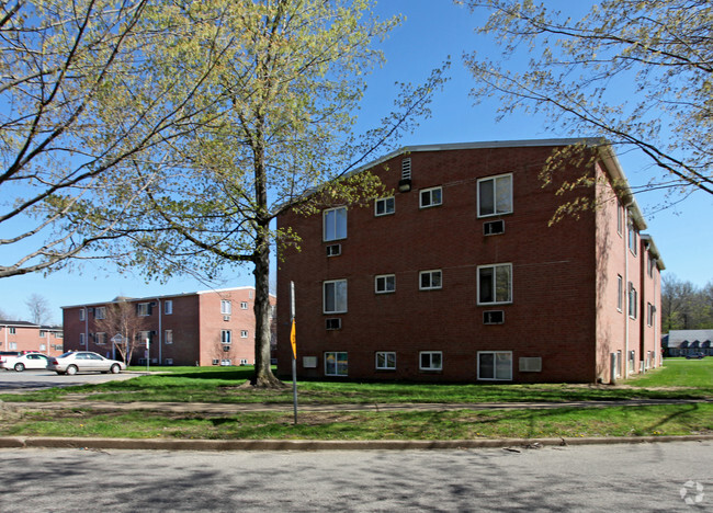 Primary Photo - Harbor Ridge Apartments