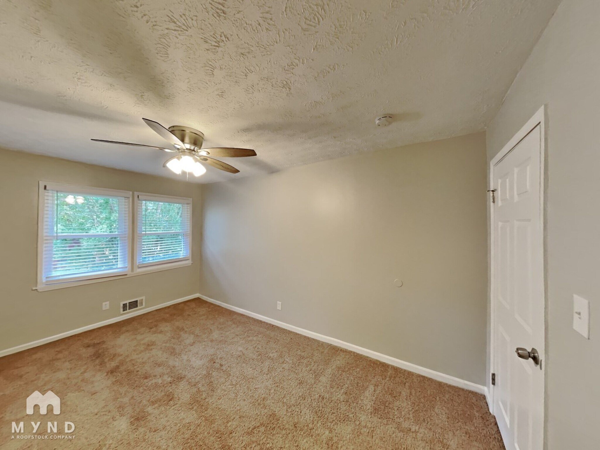 Building Photo - 3821 Rex Cir