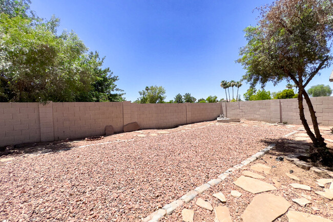 Building Photo - House at 63rd/Northern Ave! JOIN THE WAITL...