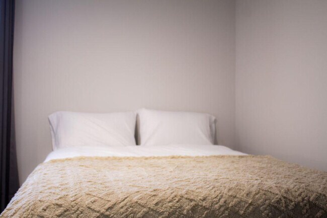 Building Photo - 1439 N Telluride St