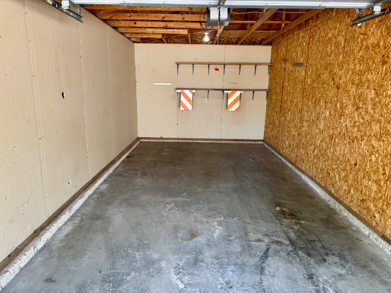 Building Photo - 4211 US-6