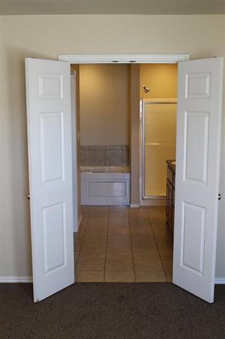 Building Photo - 205 Glover Cir