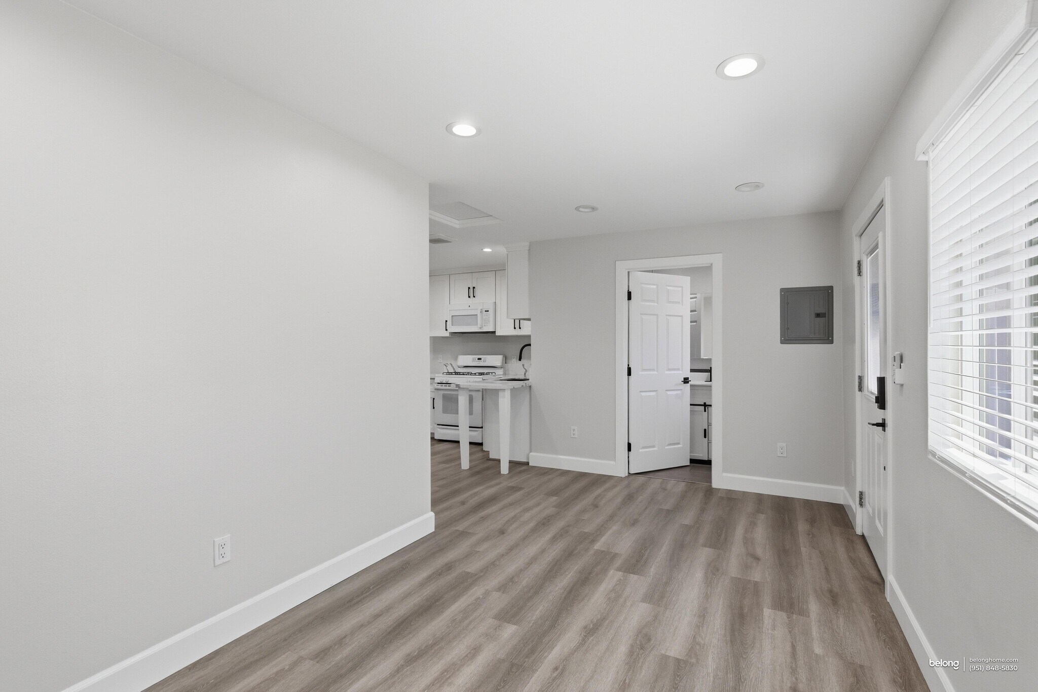 Building Photo - 10788 Mercer Ave