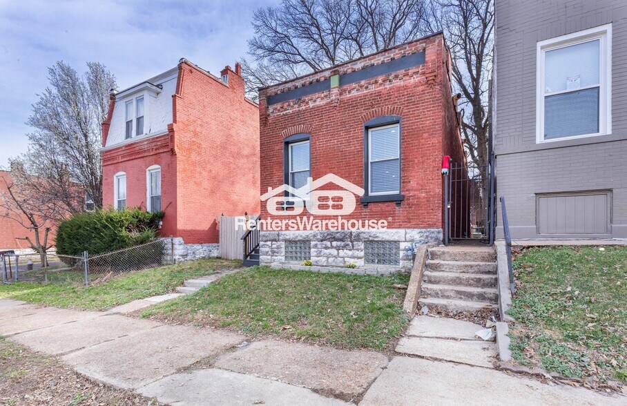 Building Photo - 3204 Winnebago St