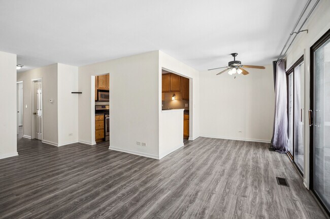 Building Photo - 402 Sandalwood Ln