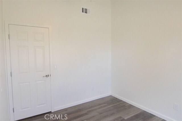 Building Photo - 9505 Arlington Ave