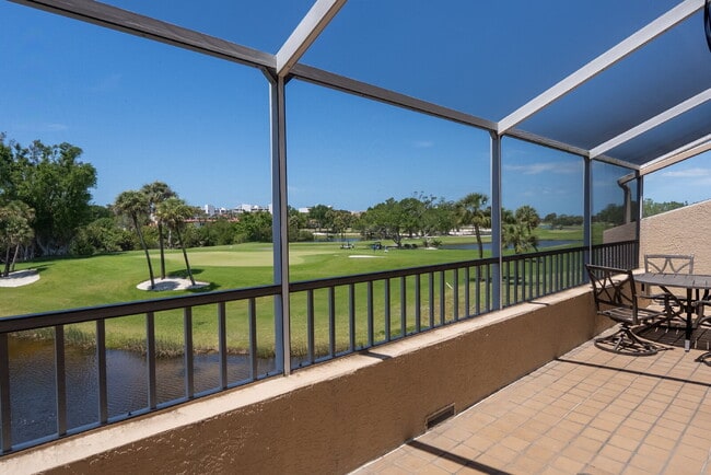 Building Photo - Luxury Furnished Longboat Key Retreat with Private Beach Club Access & Golf Course Views Remodele...