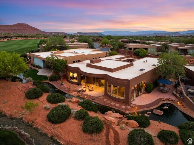 Building Photo - 2410 W Entrada Trail