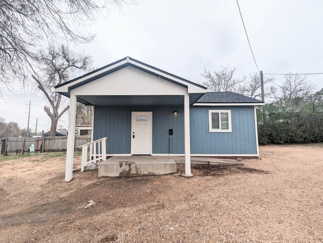 Primary Photo - 500 23rd Ave