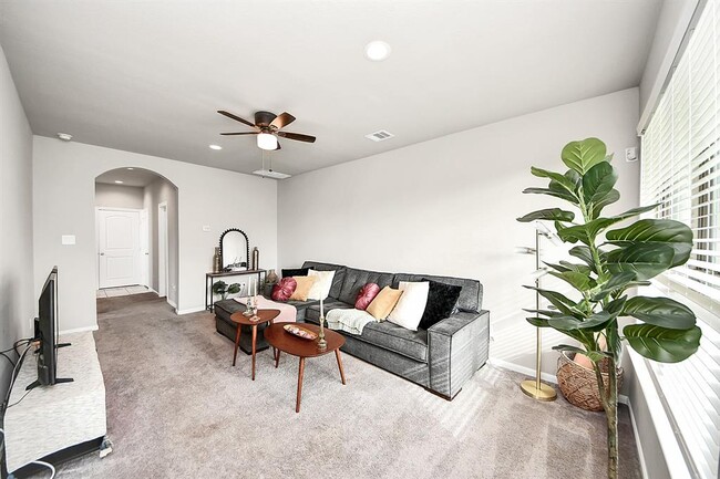 Building Photo - 2518 Terrace Point Dr