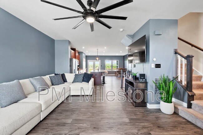 Building Photo - 367 Ontario Dr