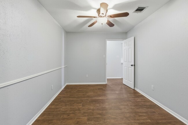 Building Photo - 3721 Avenue R