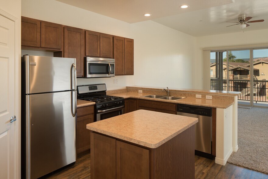 Sedona Resort Apartments 18001900 Kestrel Cir Sedona AZ 86336