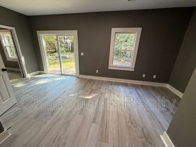 Building Photo - 948 Belvedere Dr