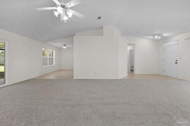 Building Photo - 9568 Brentwood Blvd