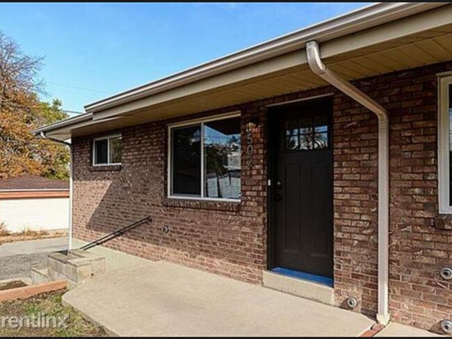 Building Photo - 5019 W 34th Ave
